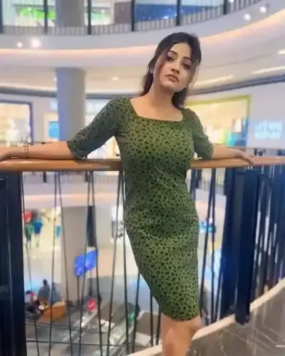 Call Girl Service in Vilathikulam